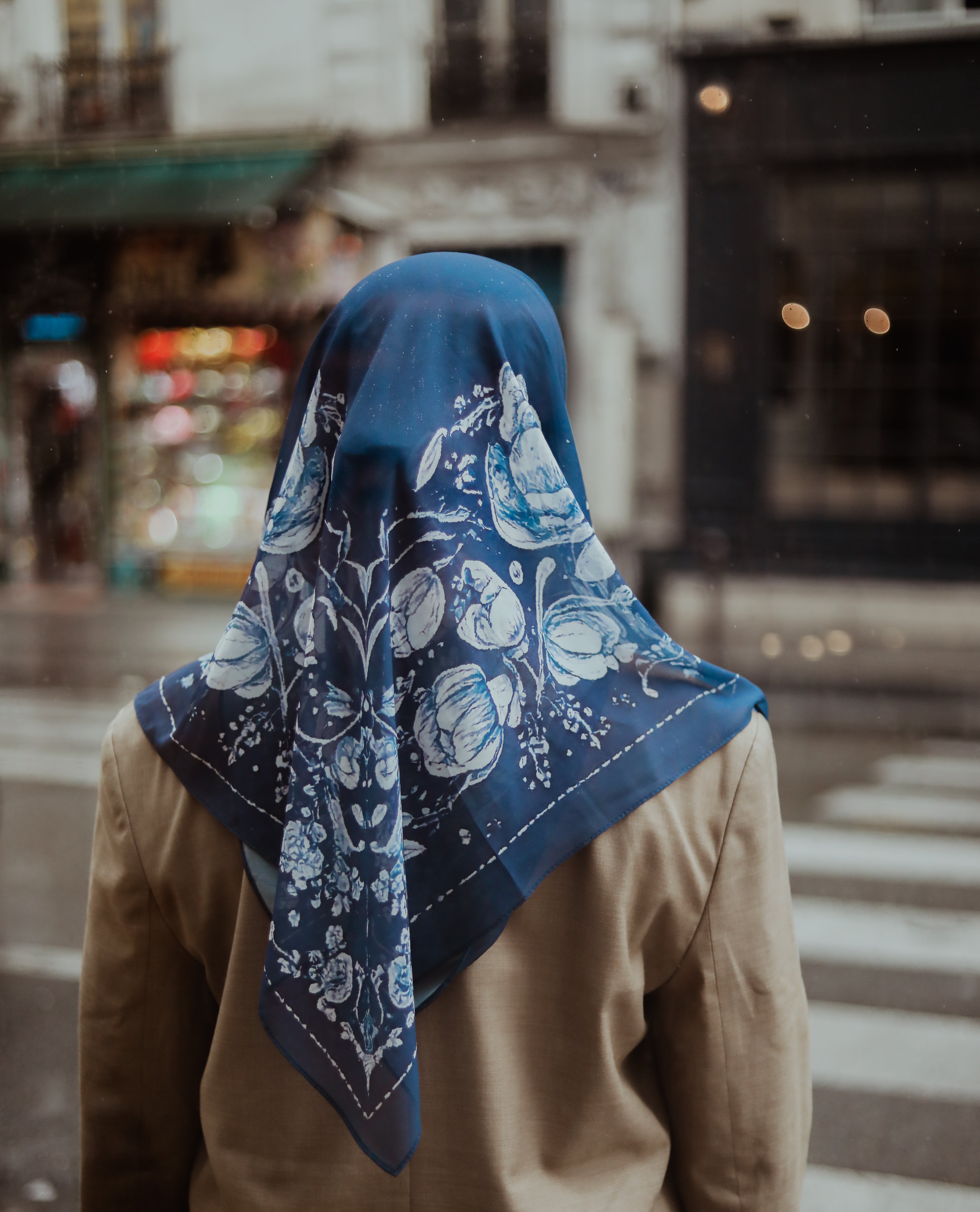 Foulard Chiffon carré 110x110 cm – Azraq Lefoulardcarré