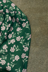 Foulard carré en satin – 110 x 110 cm (Émorosa) Lefoulardcarré