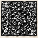 Foulard en satin carré 110x110 cm – Aswad Lefoulardcarré