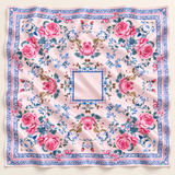 Foulard en satin carré 110x110 cm – Zahra Lefoulardcarré