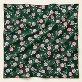 Foulard en satin carré 110x110 cm – Émorosa Lefoulardcarré