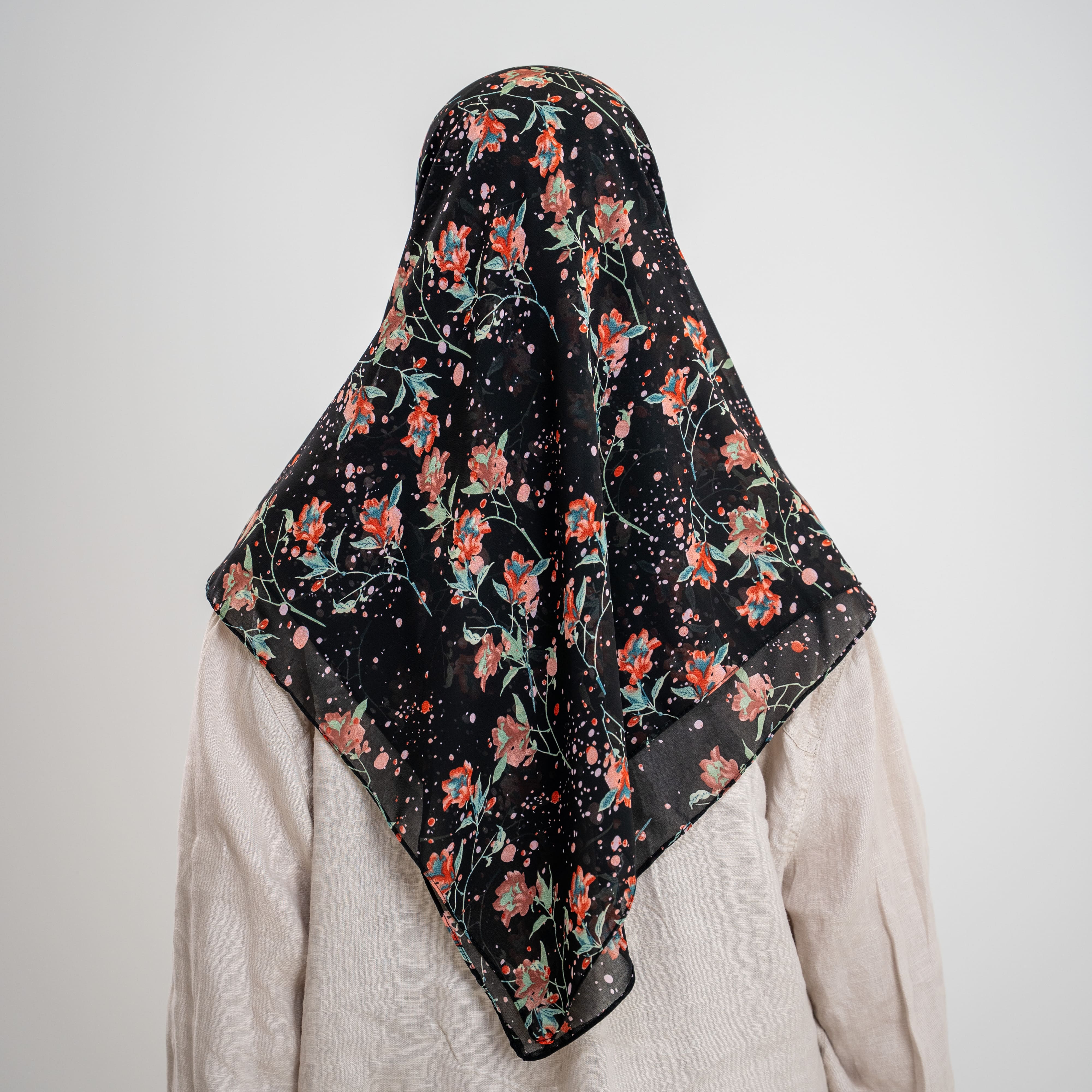 Foulard Chiffon Carré 115x115 cm – Fluidité et Grâce - Lefoulardcarré  