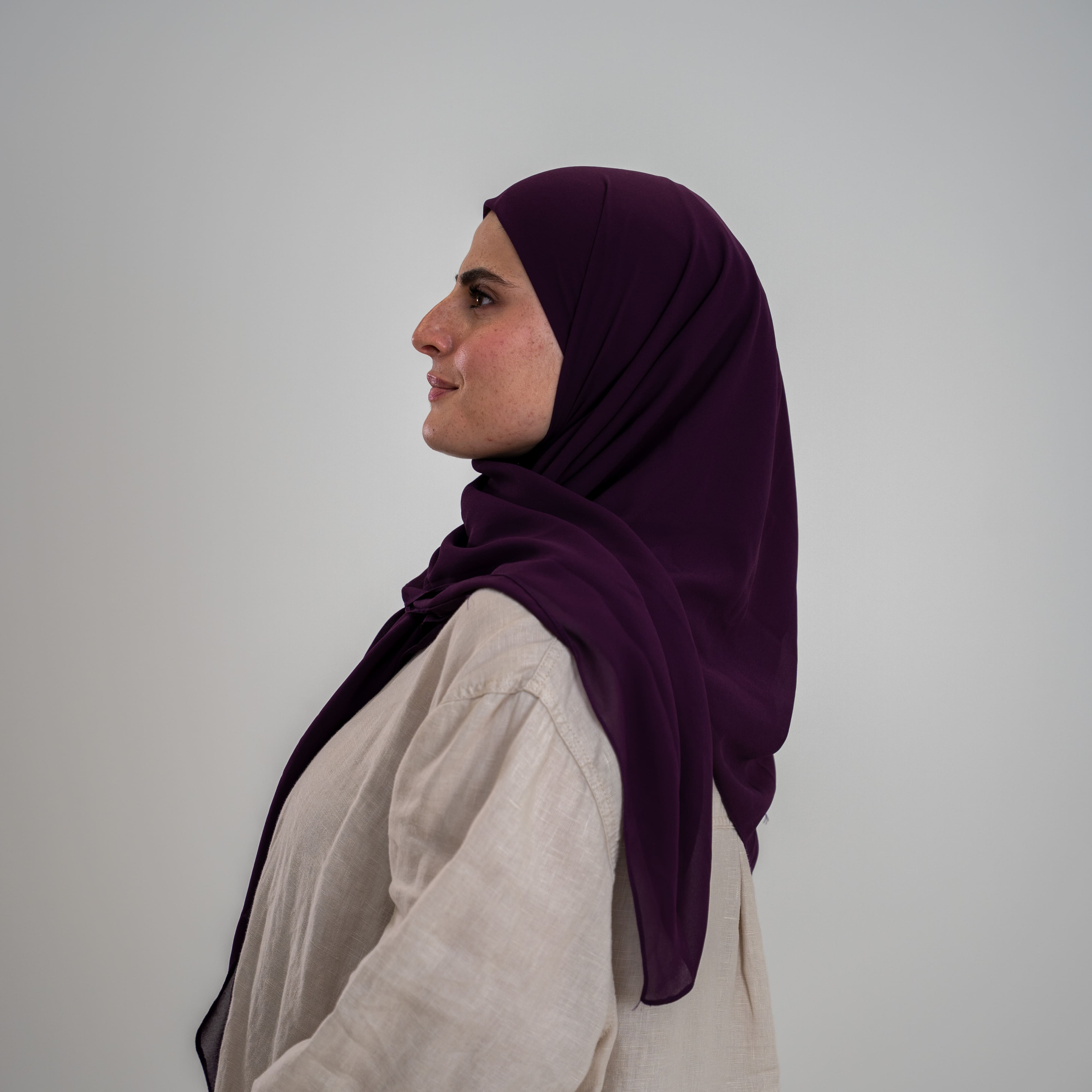 Foulard Mousseline Carré 110x110 cm – Chic et Aérien (Prune) Lefoulardcarré