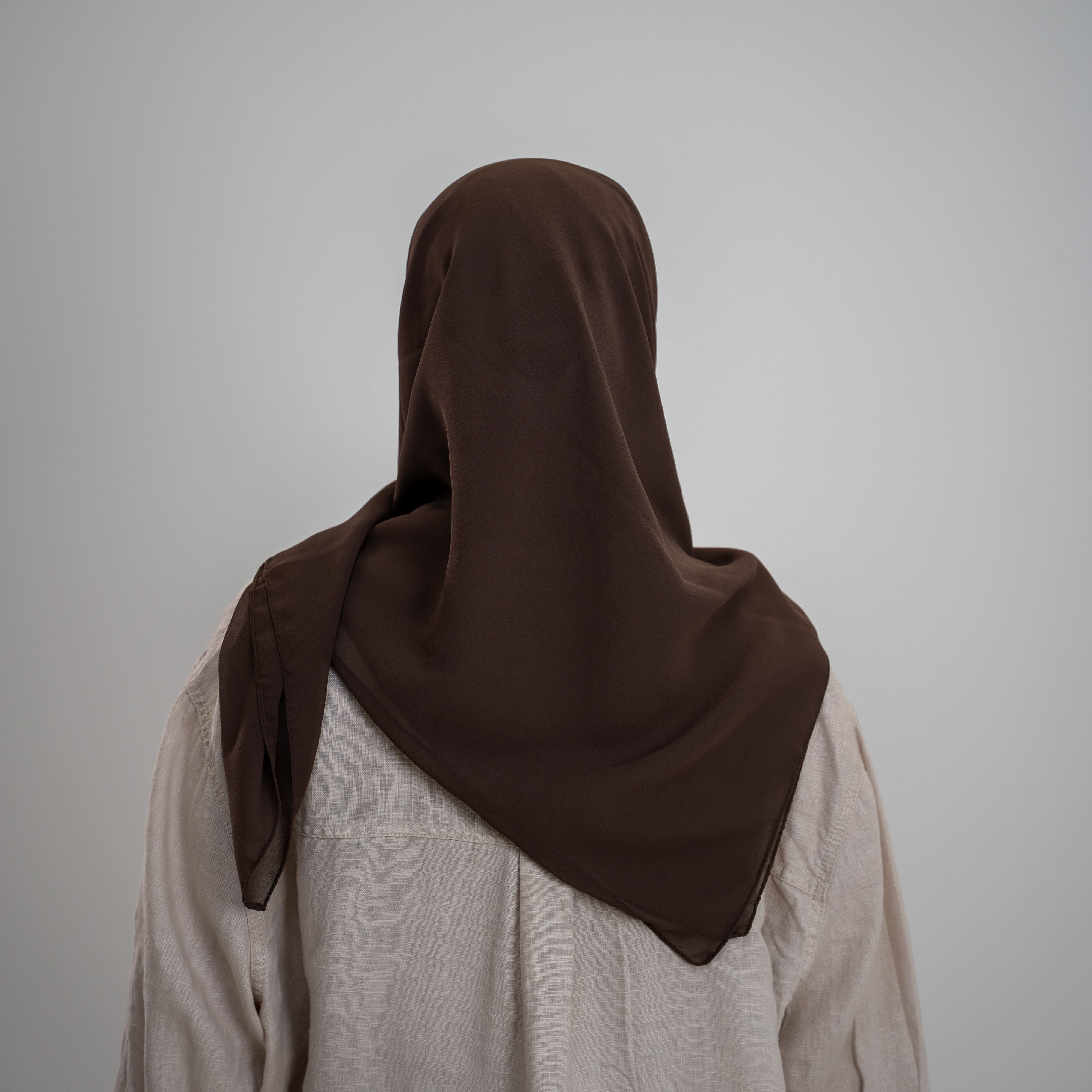 Foulard Mousseline Carré 110x110 cm – Chic et Aérien (Marron) Lefoulardcarré