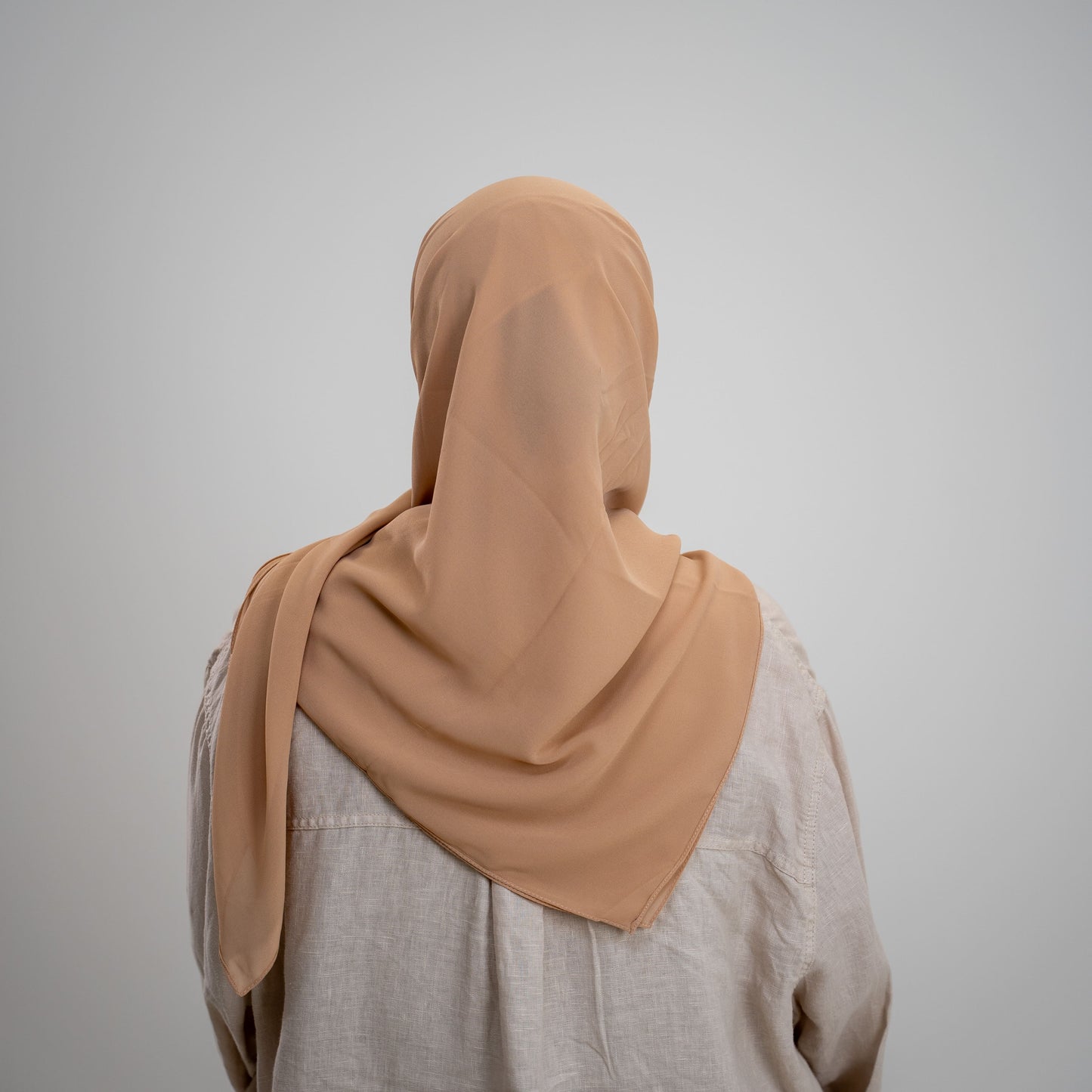 Foulard Mousseline Carré 110x110 cm – Chic et Aérien (Beige)