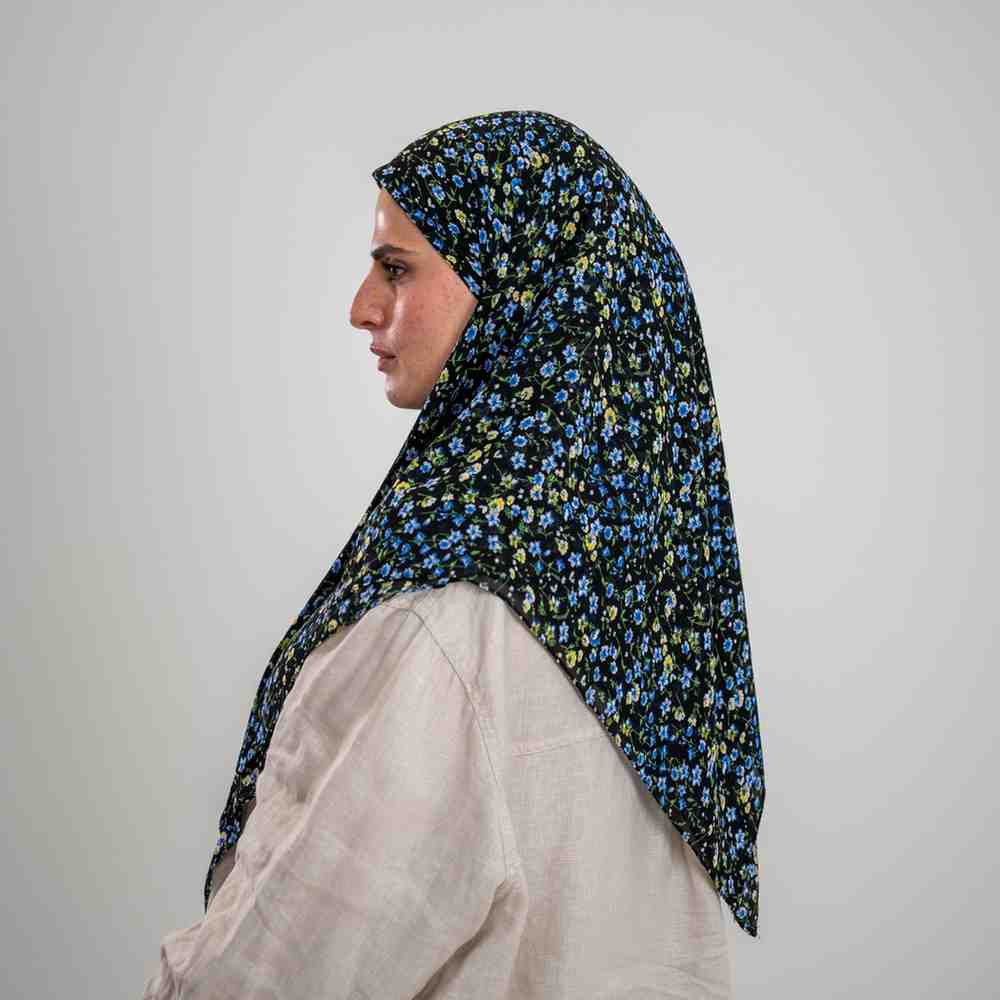 Foulard Chiffon Carré 115x115 cm – Fluidité et Grâce - Lefoulardcarré  