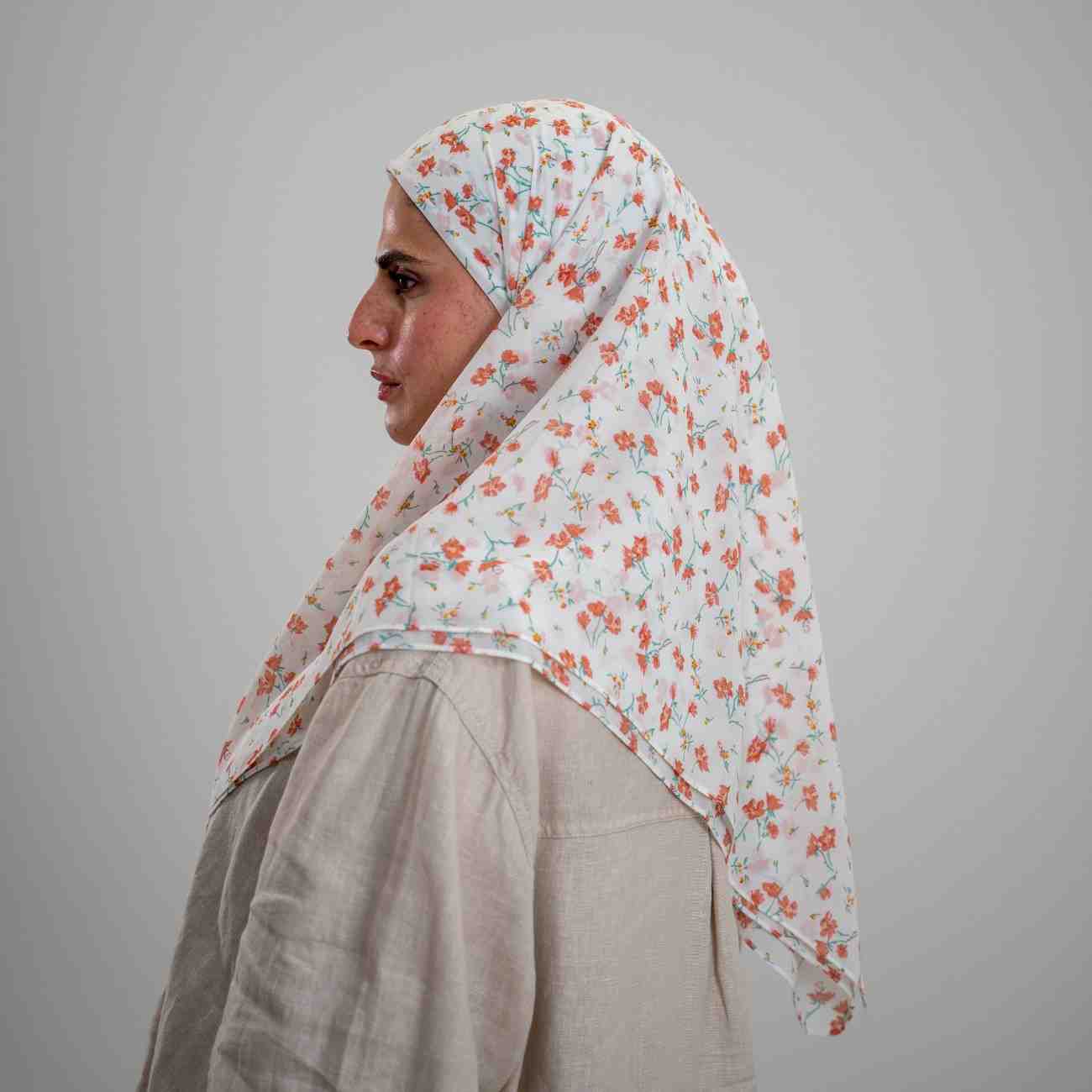 Foulard Chiffon Carré 115x115 cm – Fluidité et Grâce - Lefoulardcarré  